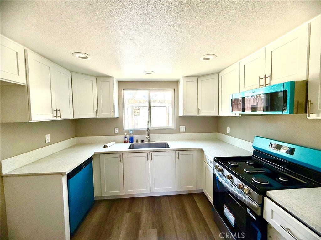 8920 Summerwood, Fontana, CA 92335