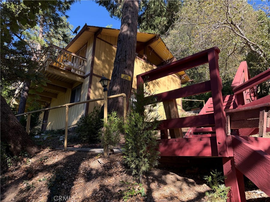 Property photo for 23764 Zuger Drive, Crestline, CA