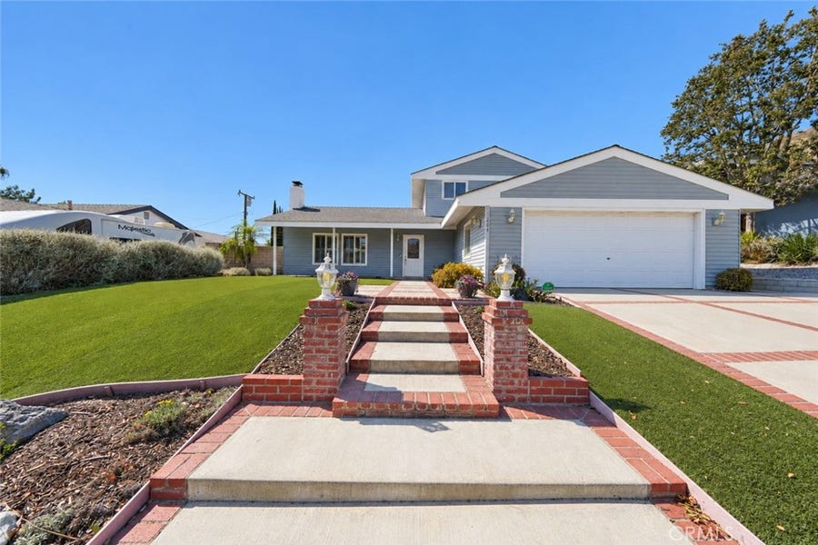 Property photo for 269 Mountain Crest Road, Duarte, CA