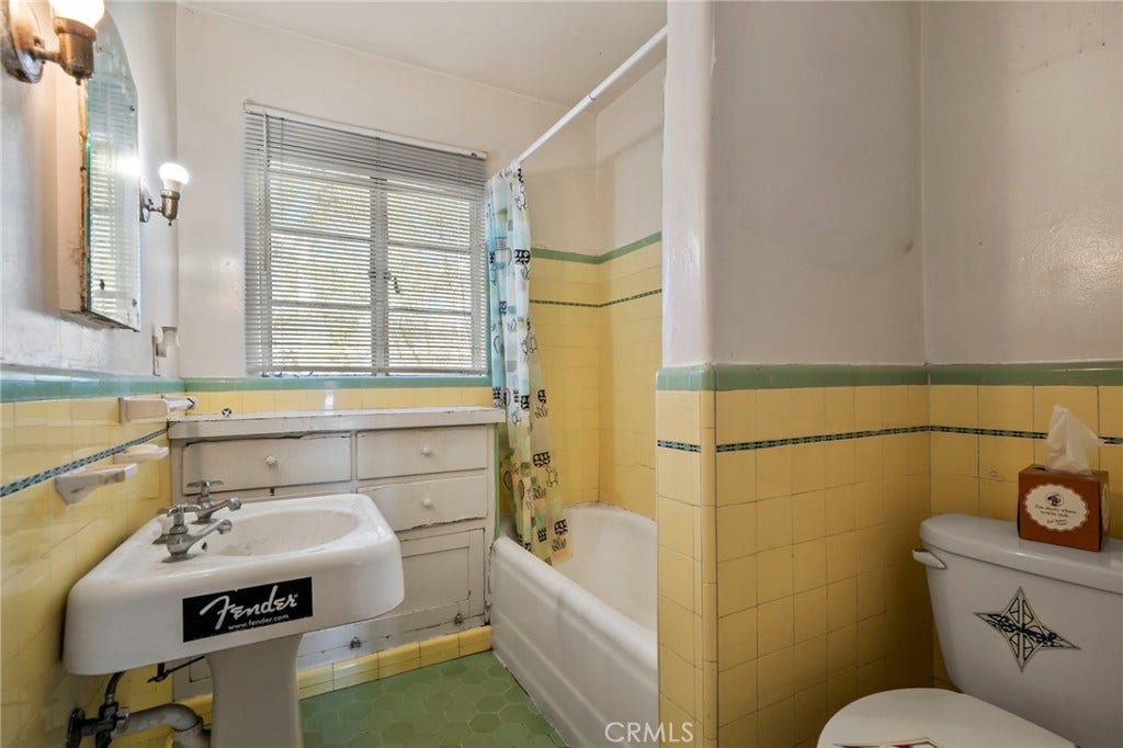 1565 N Palomares, Pomona, CA 91767 1565 N Palomares, Pomona, CA 91767
