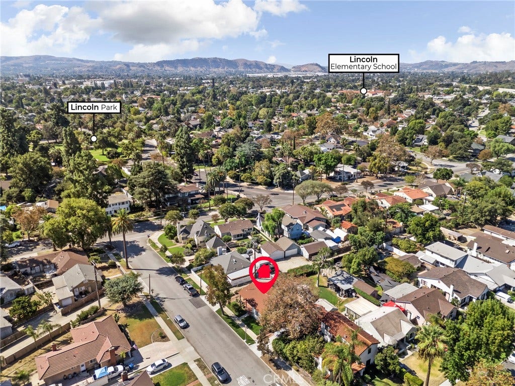 1565 N Palomares, Pomona, CA 91767 1565 N Palomares, Pomona, CA 91767