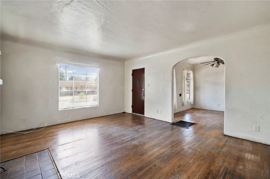 1565 N Palomares, Pomona, CA 91767 1565 N Palomares, Pomona, CA 91767
