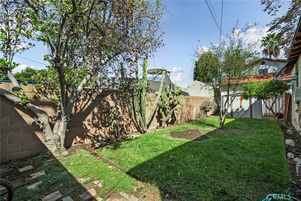 1565 N Palomares, Pomona, CA 91767 1565 N Palomares, Pomona, CA 91767