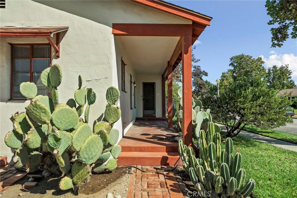 1565 N Palomares, Pomona, CA 91767 1565 N Palomares, Pomona, CA 91767