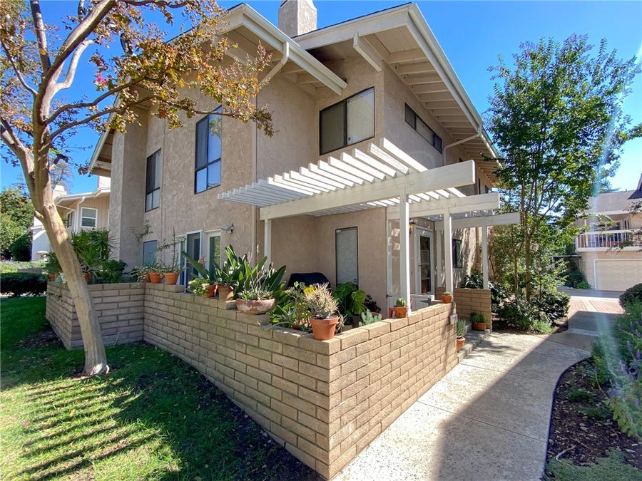 Property photo for 324 W 7th Street, Claremont, CA