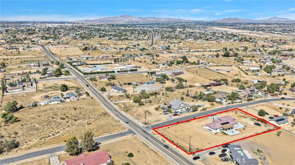18237 Valencia Street, Hesperia, CA 92345 18237 Valencia Street, Hesperia, CA 92345