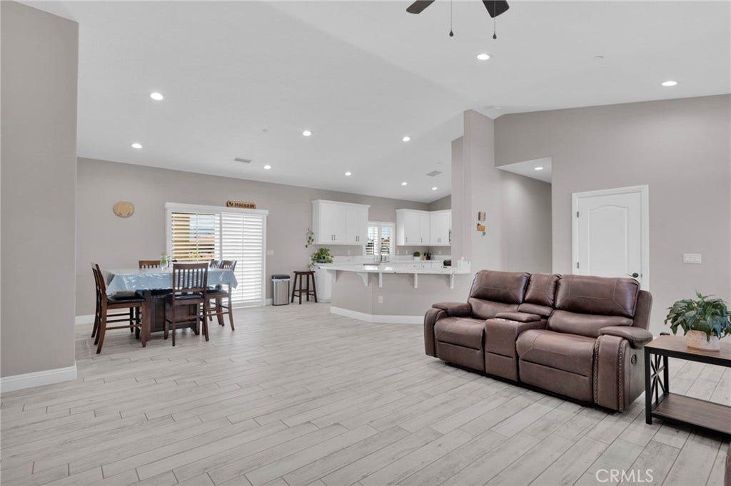 18237 Valencia Street, Hesperia, CA 92345 18237 Valencia Street, Hesperia, CA 92345