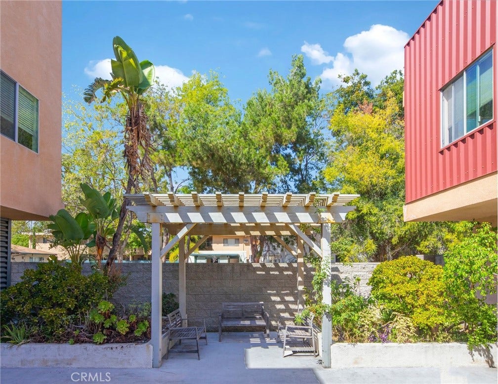 148 N Mar Vista Avenue, Pasadena, CA 91106 148 N Mar Vista Avenue, Pasadena, CA 91106