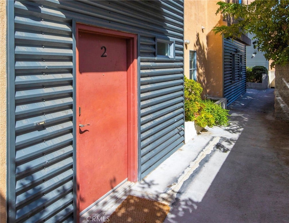 148 N Mar Vista Avenue, Pasadena, CA 91106 148 N Mar Vista Avenue, Pasadena, CA 91106