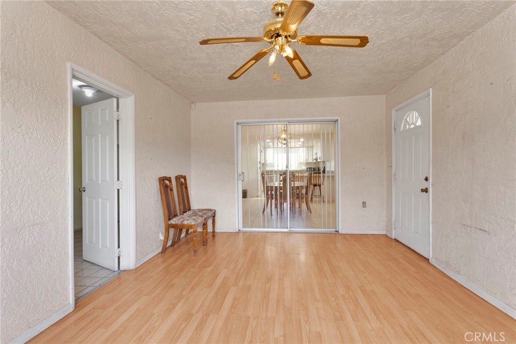 14637 Sequoia, Hesperia, CA 92345 14637 Sequoia, Hesperia, CA 92345