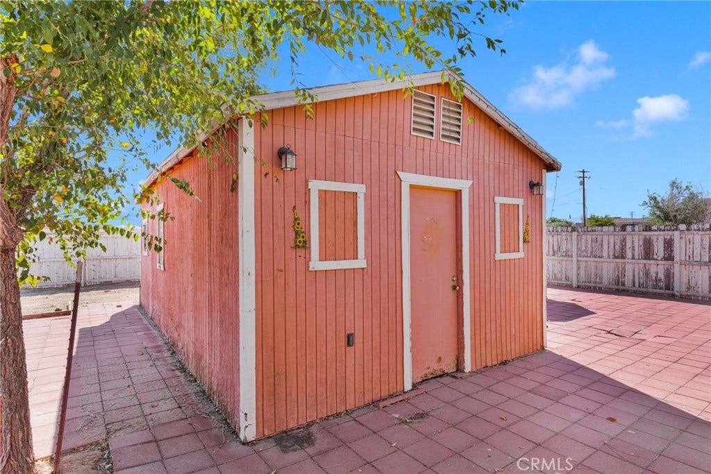 14637 Sequoia, Hesperia, CA 92345 14637 Sequoia, Hesperia, CA 92345