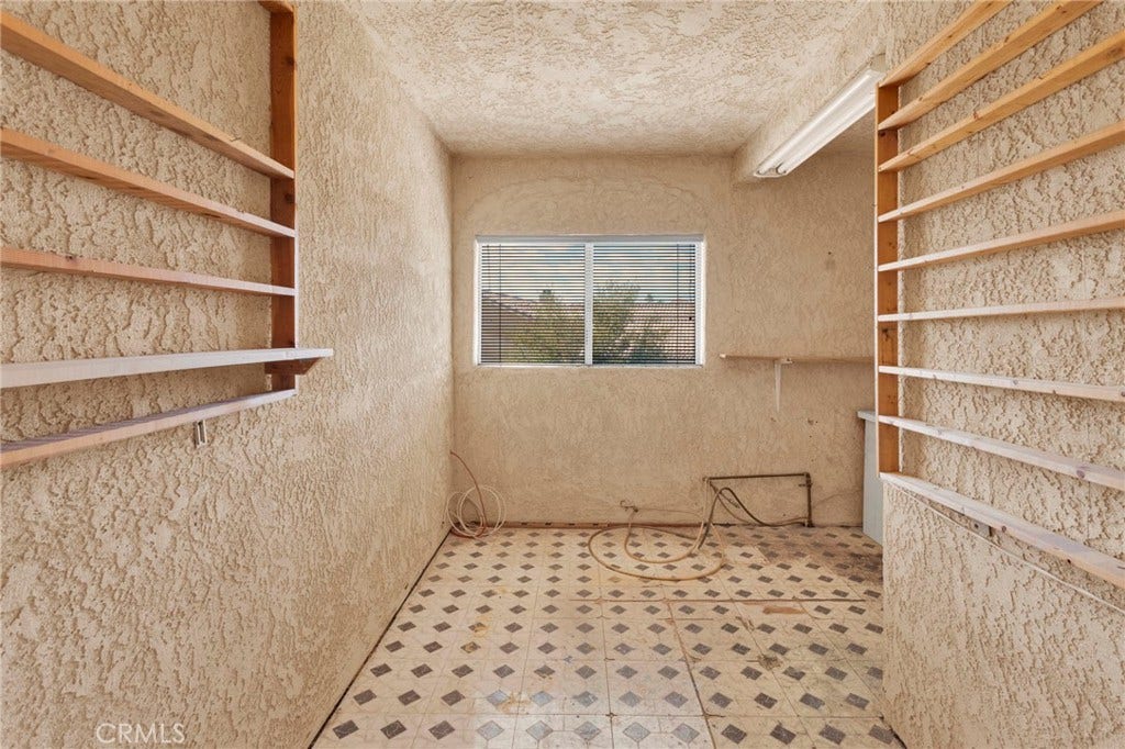14637 Sequoia, Hesperia, CA 92345 14637 Sequoia, Hesperia, CA 92345