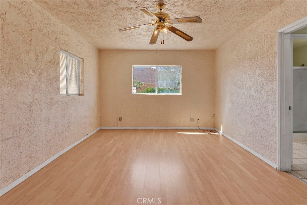 14637 Sequoia, Hesperia, CA 92345 14637 Sequoia, Hesperia, CA 92345