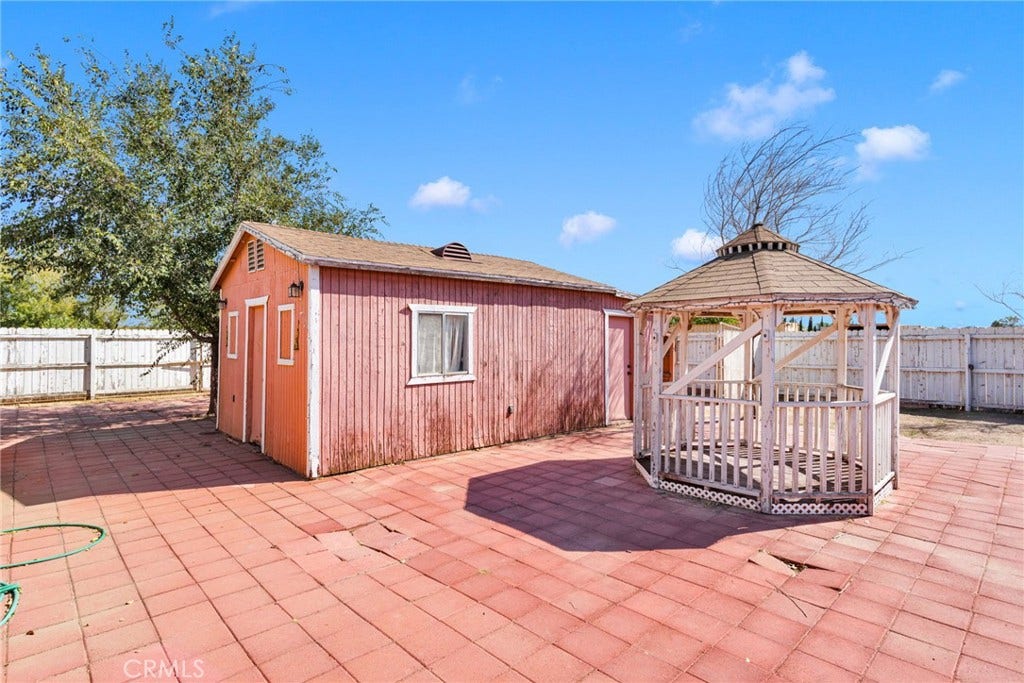 14637 Sequoia, Hesperia, CA 92345 14637 Sequoia, Hesperia, CA 92345