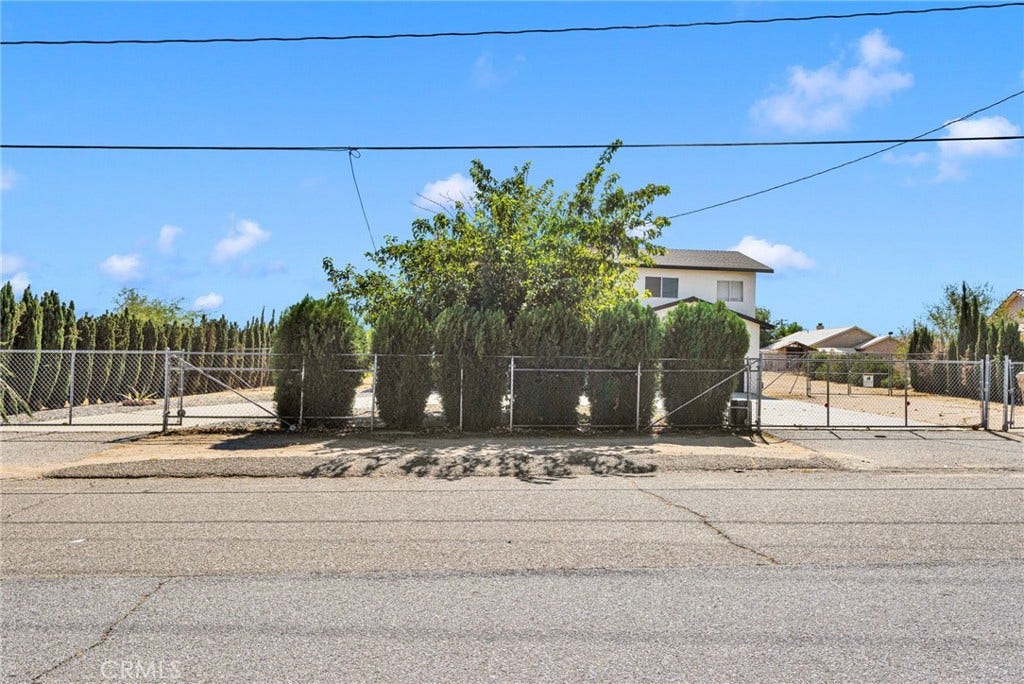 14637 Sequoia, Hesperia, CA 92345 14637 Sequoia, Hesperia, CA 92345