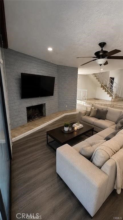 13290 Rain Shadow, Victorville, CA 92395 13290 Rain Shadow, Victorville, CA 92395