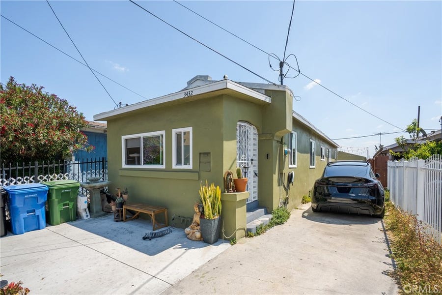 Property photo for 3432 Arlington, Los Angeles, CA