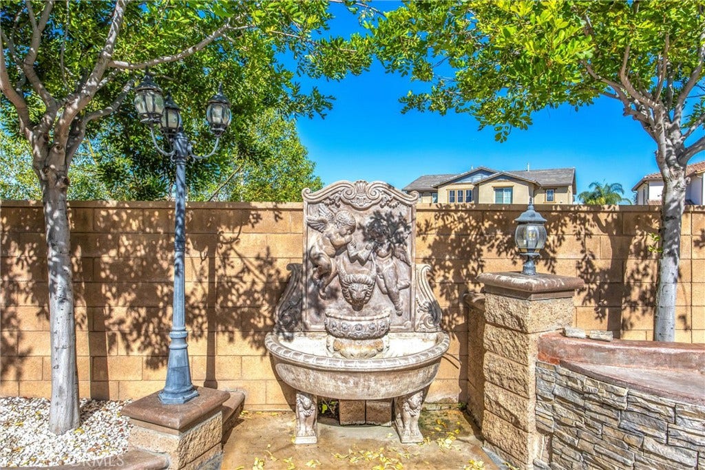 3020 Campania Terrace, Riverside, CA 92503 3020 Campania Terrace, Riverside, CA 92503