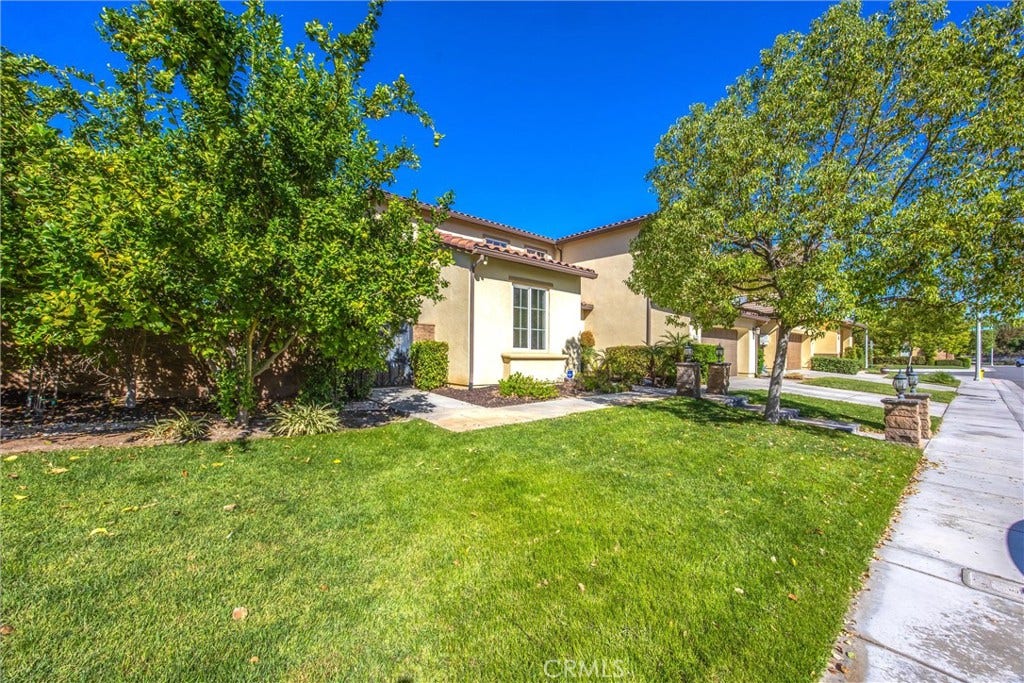 3020 Campania Terrace, Riverside, CA 92503 3020 Campania Terrace, Riverside, CA 92503