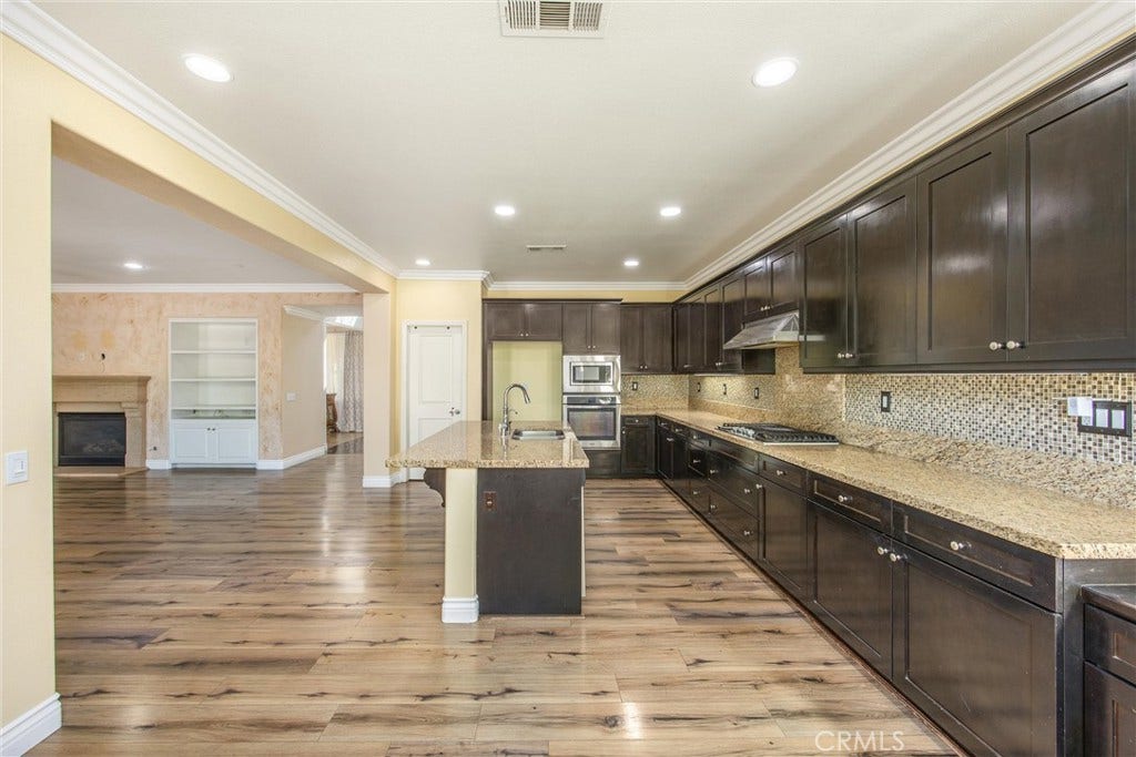 3020 Campania Terrace, Riverside, CA 92503 3020 Campania Terrace, Riverside, CA 92503