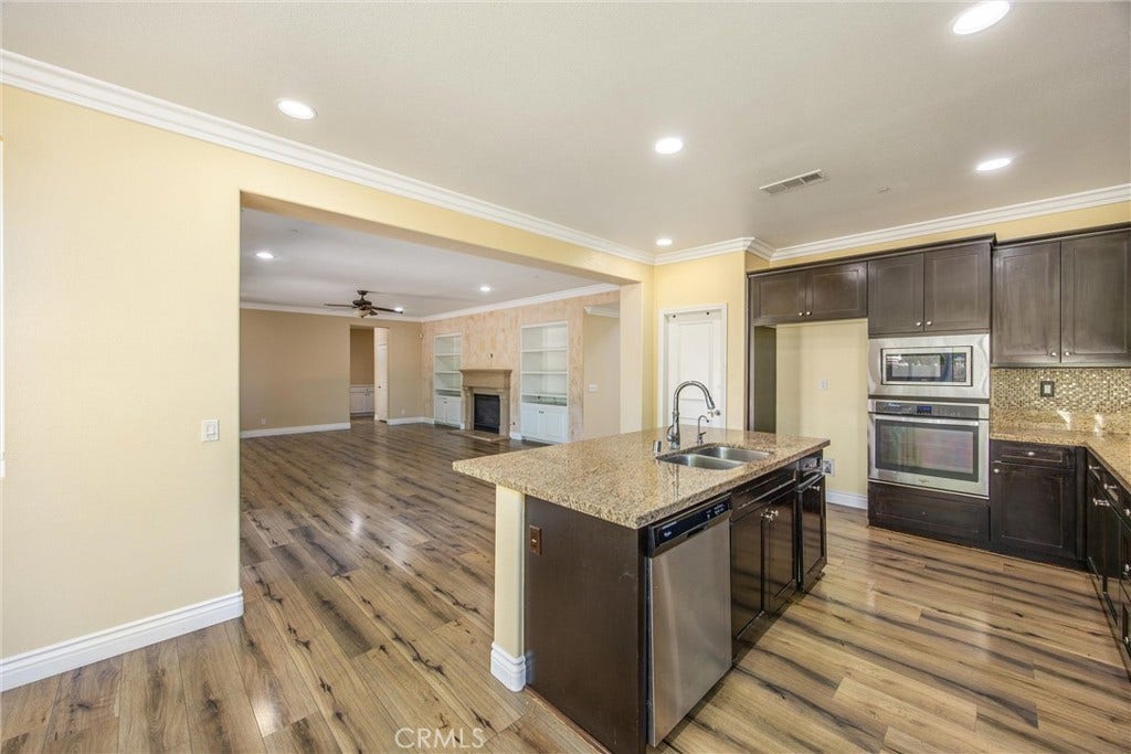 3020 Campania Terrace, Riverside, CA 92503 3020 Campania Terrace, Riverside, CA 92503
