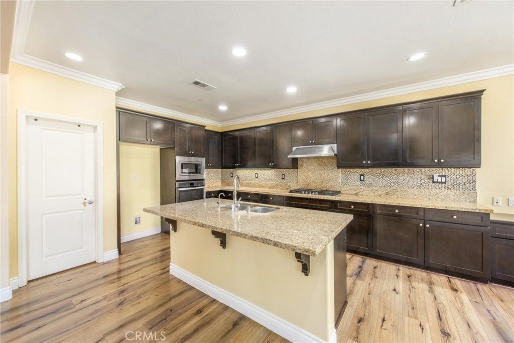 3020 Campania Terrace, Riverside, CA 92503 3020 Campania Terrace, Riverside, CA 92503
