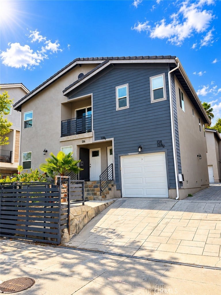 Property photo for 136 N Carondelet, Los Angeles, CA