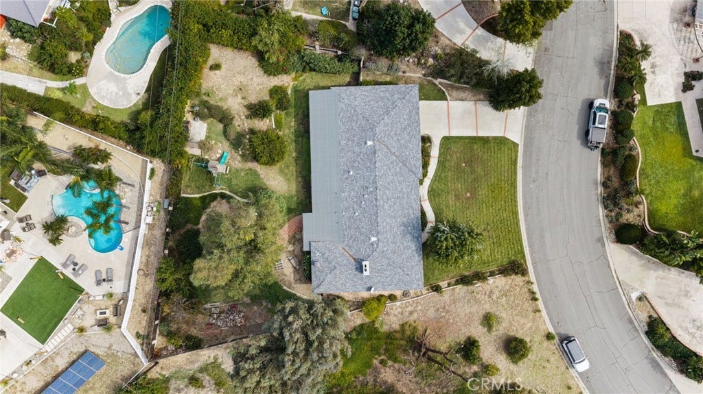 6614 Summit, Highland, CA 92346 6614 Summit, Highland, CA 92346
