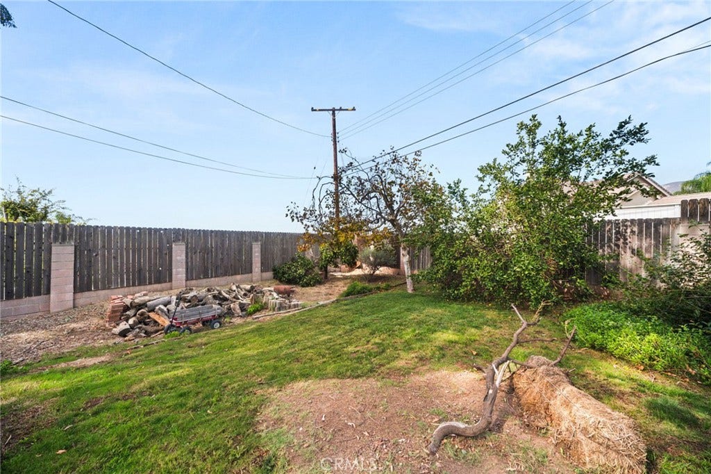 6614 Summit, Highland, CA 92346 6614 Summit, Highland, CA 92346