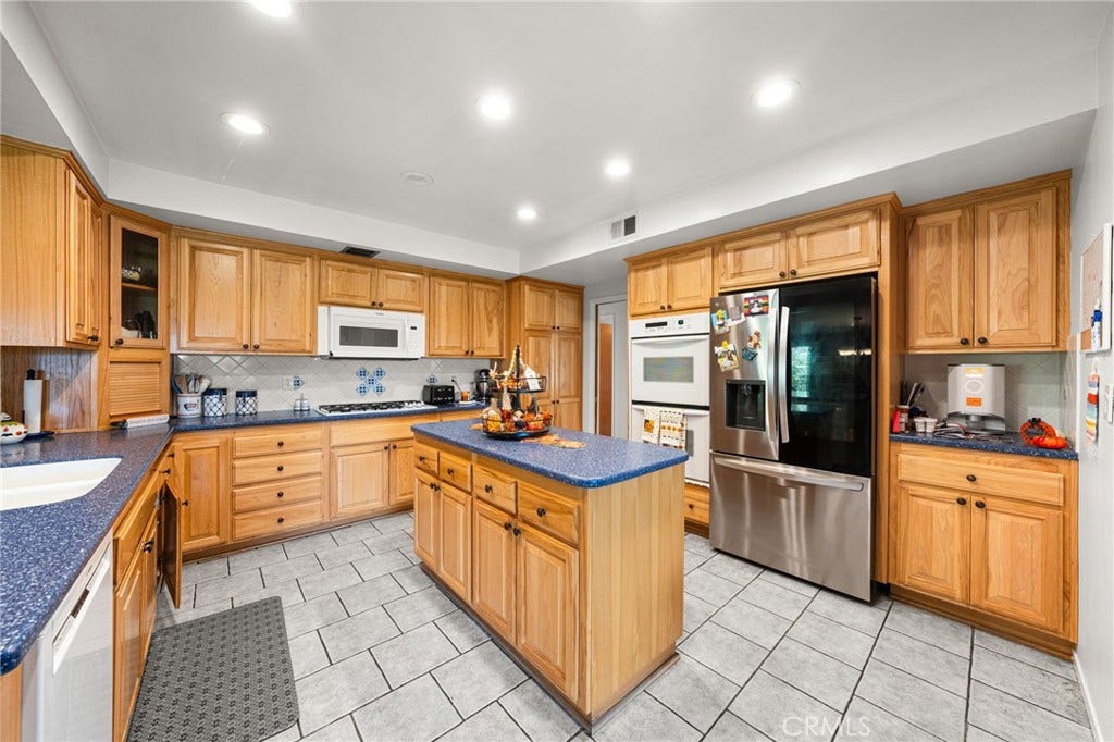 6614 Summit, Highland, CA 92346 6614 Summit, Highland, CA 92346
