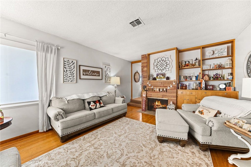 6614 Summit, Highland, CA 92346 6614 Summit, Highland, CA 92346