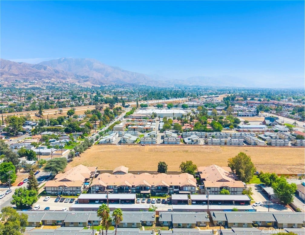 1683 Pumalo Street, San Bernardino, CA 92404 1683 Pumalo Street, San Bernardino, CA 92404