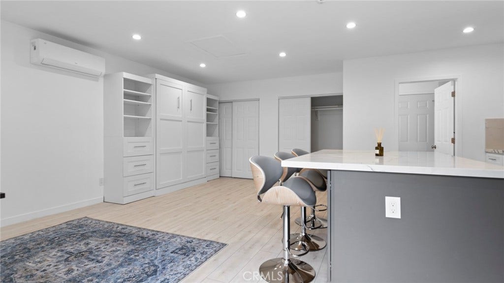 330 Teasdale, #B, Claremont, CA 91711