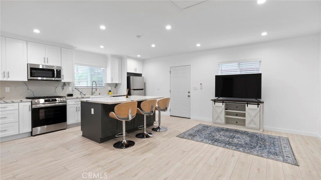 330 Teasdale, #B, Claremont, CA 91711