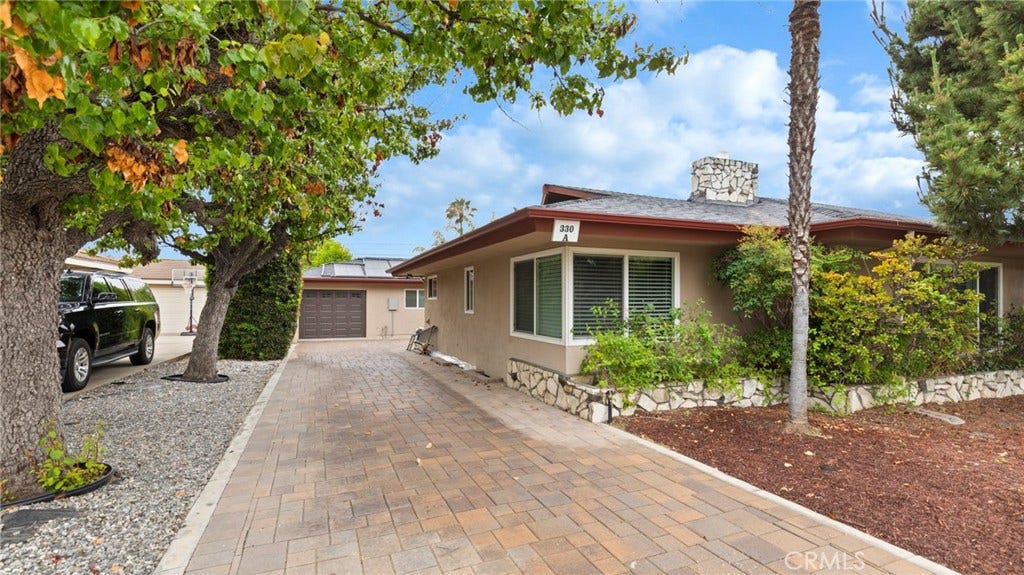 330 Teasdale, #B, Claremont, CA 91711