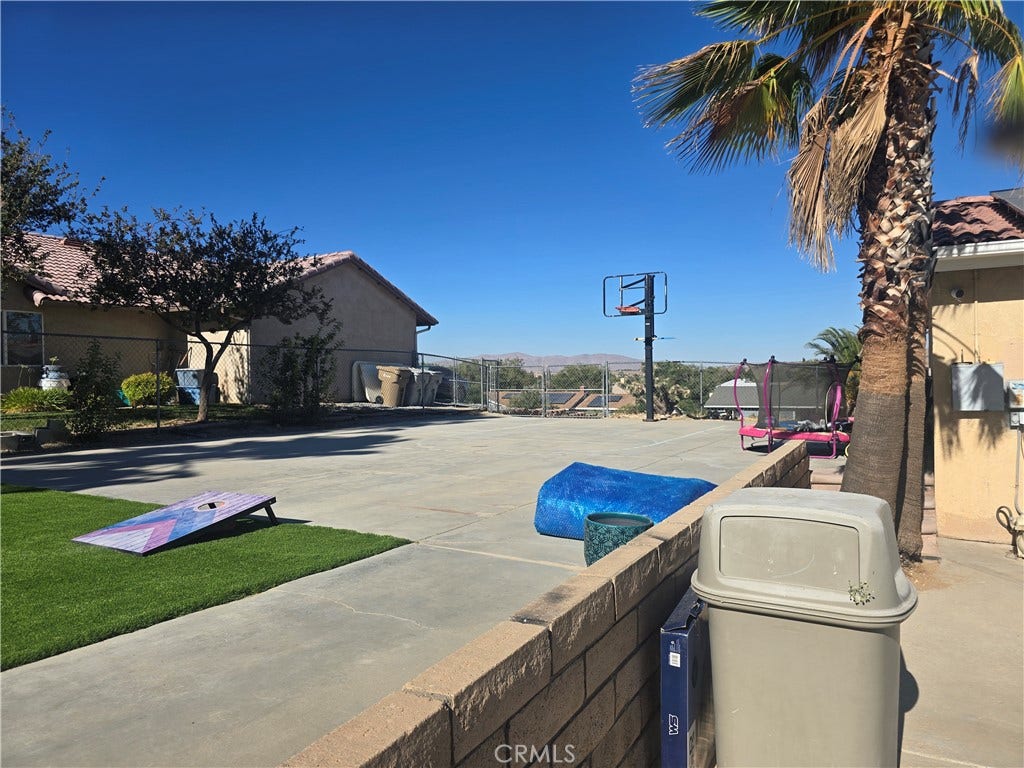 9168 Espada Avenue, Hesperia, CA 92345 9168 Espada Avenue, Hesperia, CA 92345