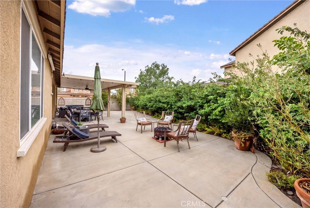 11908 Confluence Dr, Jurupa Valley, CA 91752