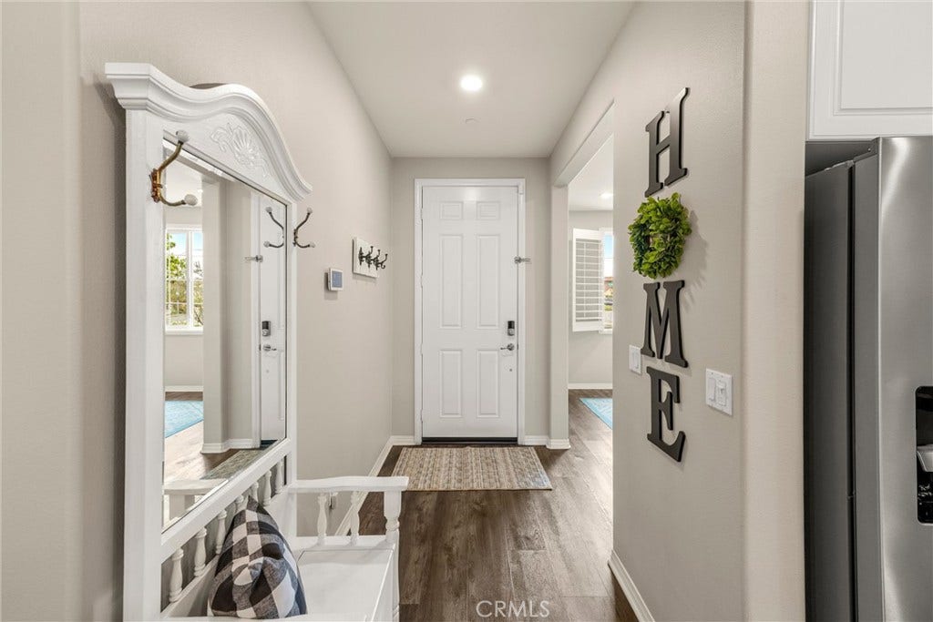 11908 Confluence Dr, Jurupa Valley, CA 91752