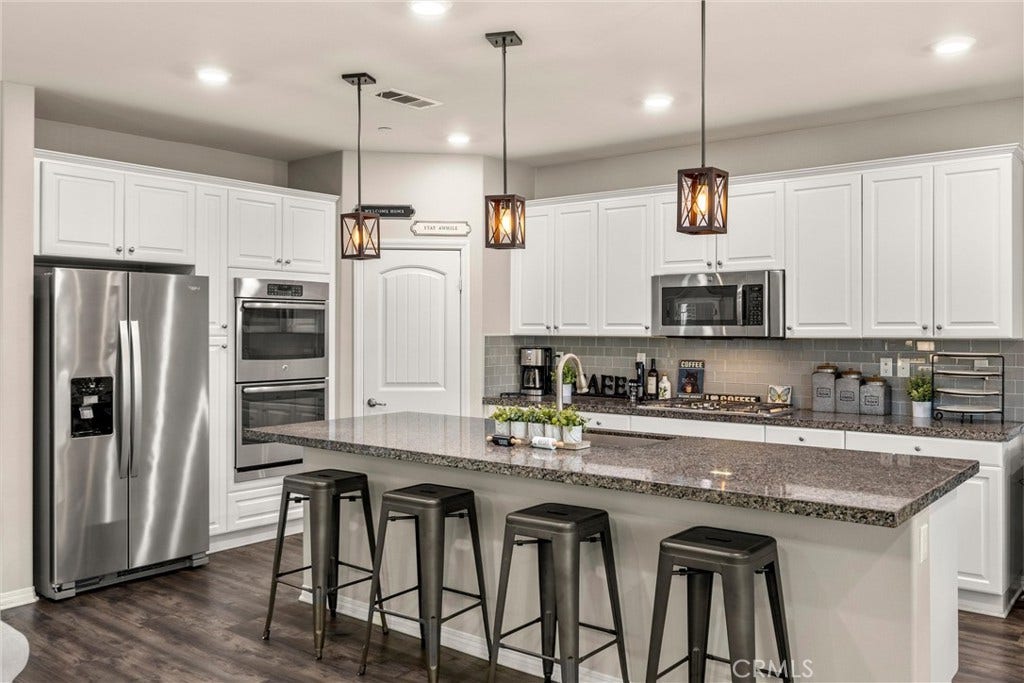 11908 Confluence Dr, Jurupa Valley, CA 91752