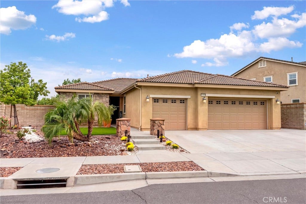 11908 Confluence Dr, Jurupa Valley, CA 91752