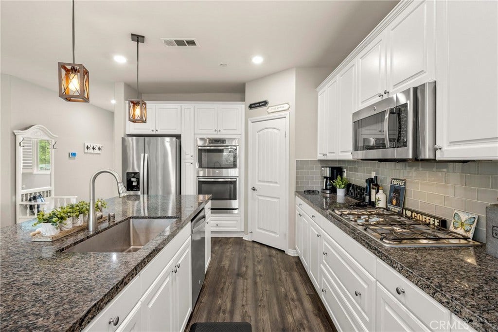 11908 Confluence Dr, Jurupa Valley, CA 91752
