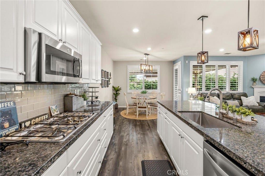 11908 Confluence Dr, Jurupa Valley, CA 91752