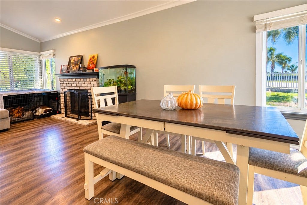 1317 Altura, San Clemente, CA 92673 Den