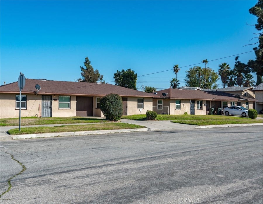 Property photo for 560 N 2nd Street, Colton, CA