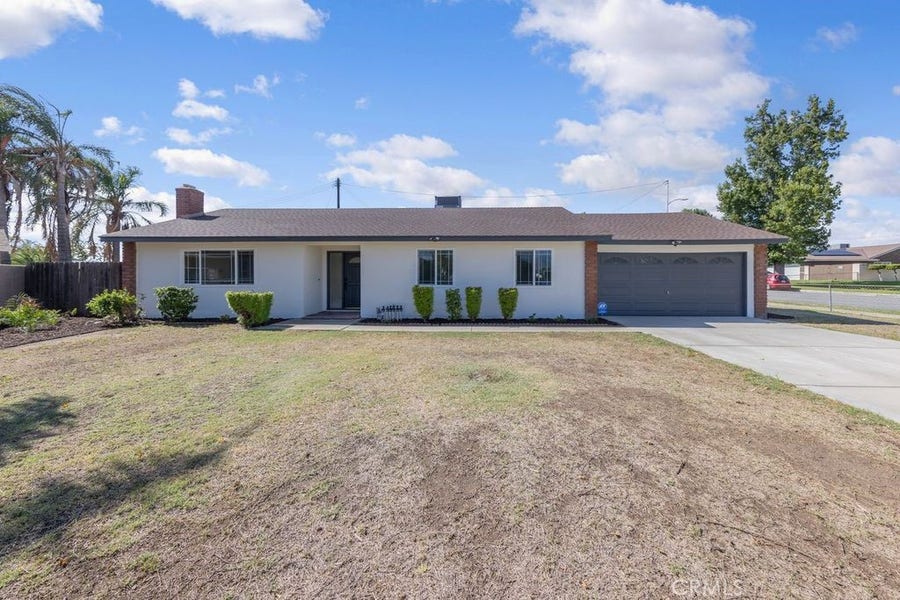 Property photo for 471 W Cromwell, Rialto, CA
