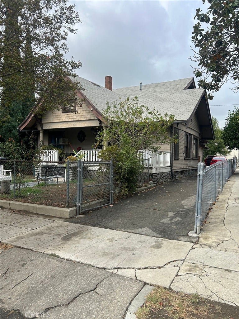 Property photo for 243 San Francisco, Pomona, CA