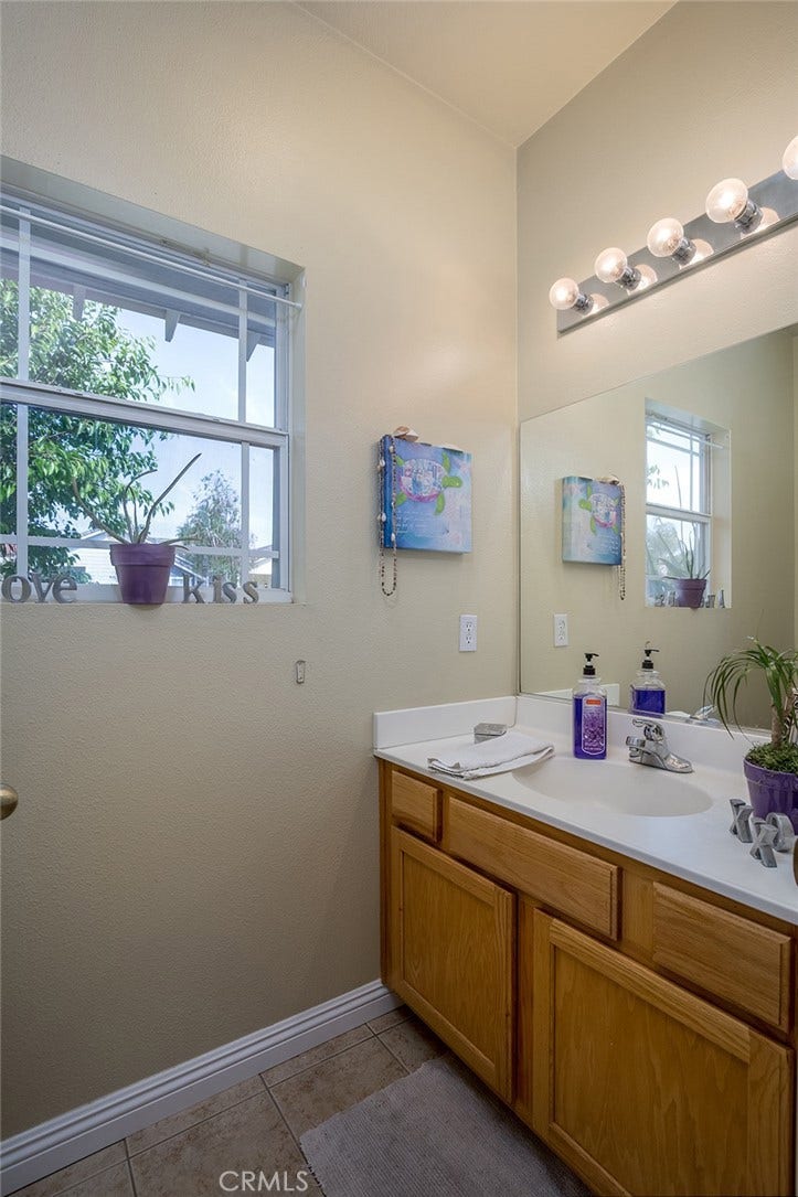 83 Orangewood Court, Redlands, CA 92373