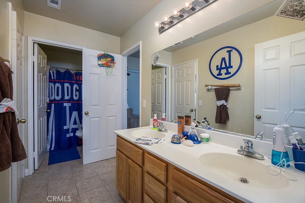 83 Orangewood Court, Redlands, CA 92373