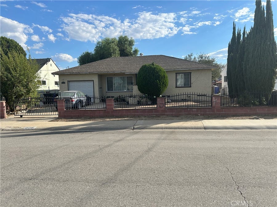 Property photo for 17137 Seville, Fontana, CA