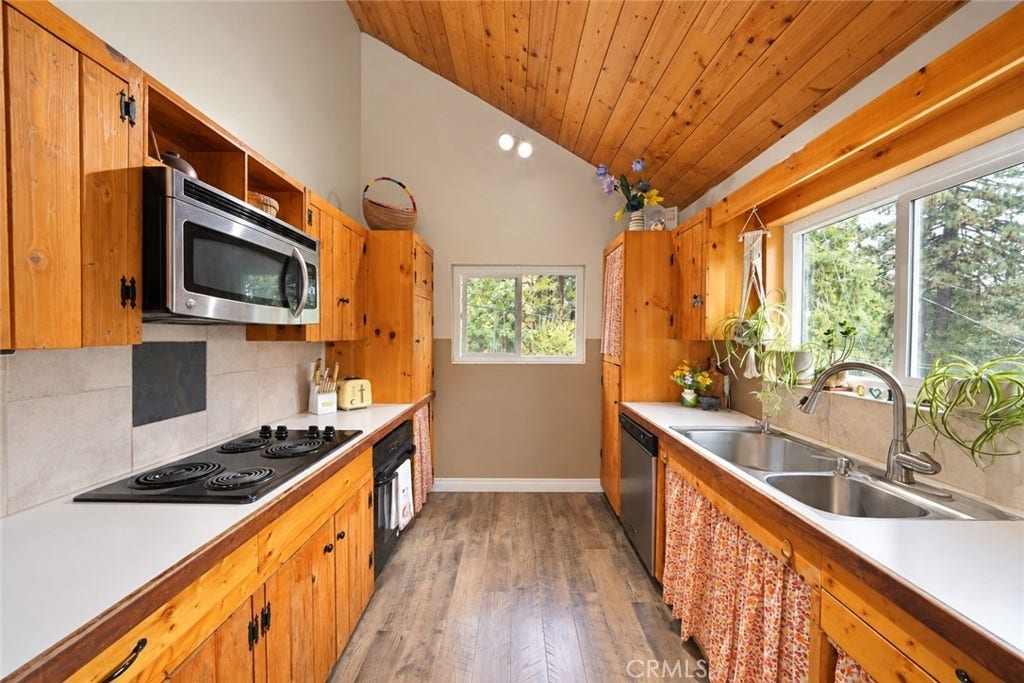 9333 Canyon, Forest Falls, CA 92339 9333 Canyon, Forest Falls, CA 92339